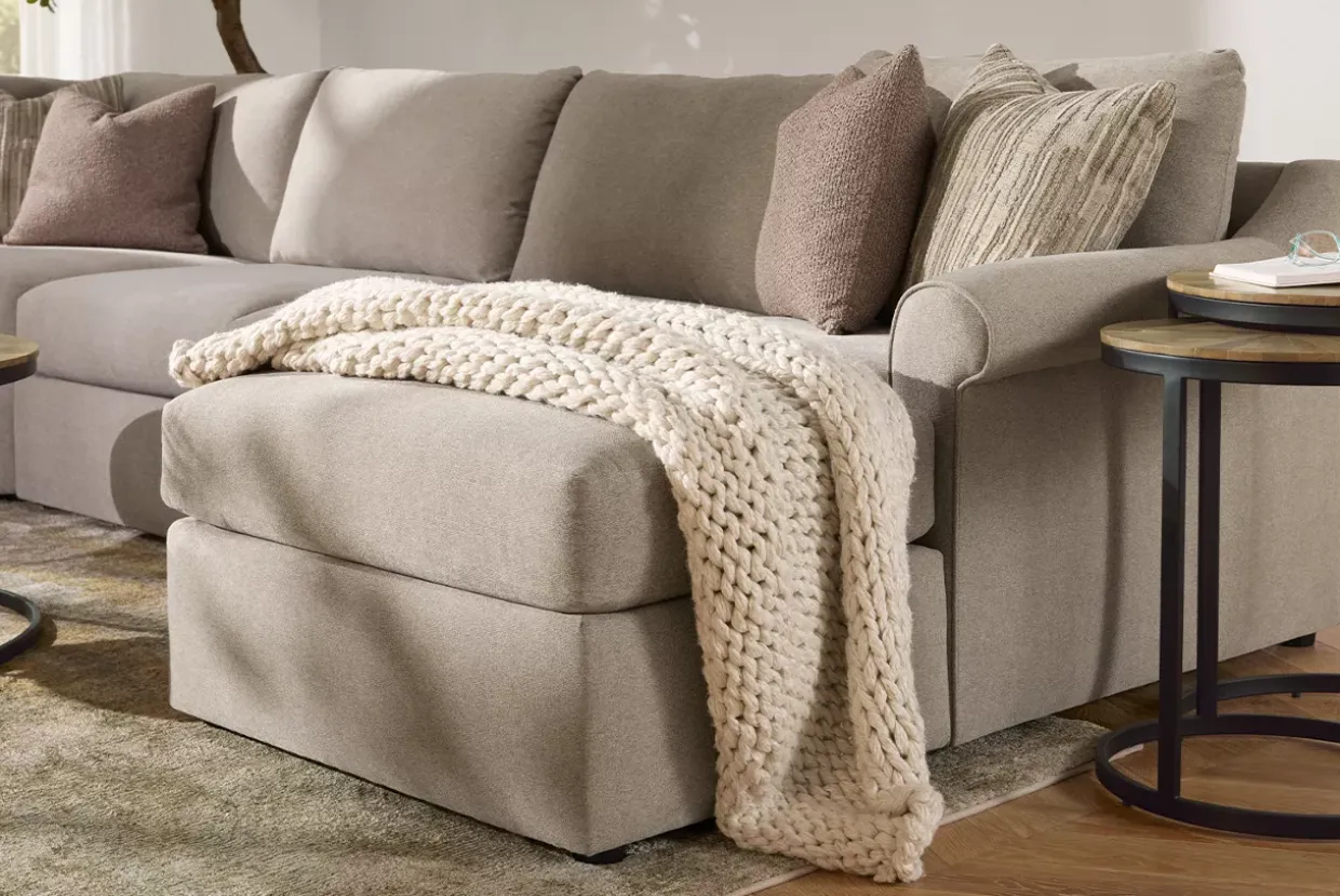 Alaina Sectional