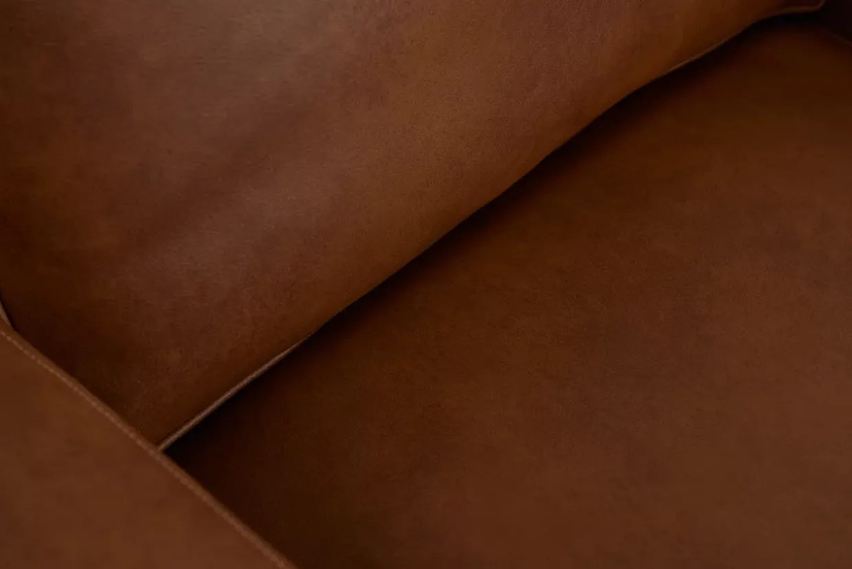 Amelia Wide Chair
