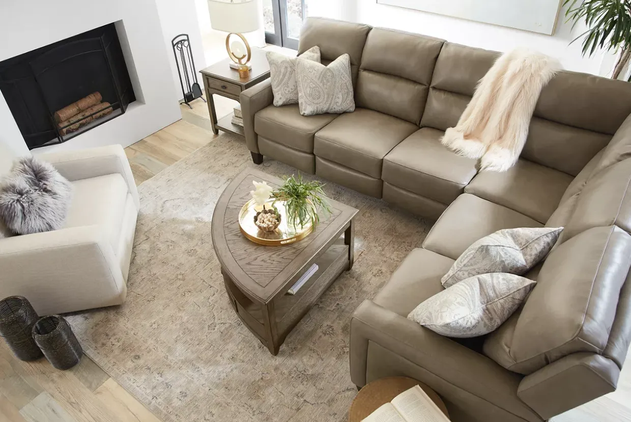 Ava Sectional