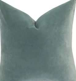 Banks Pillow