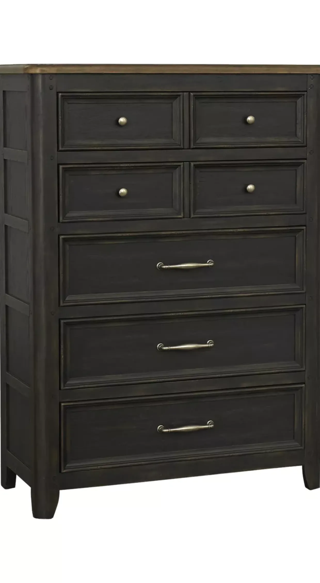 Blackburn Chest