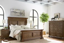 Breckenridge Master Chest