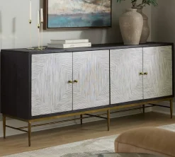 Cassandra Entertainment Console