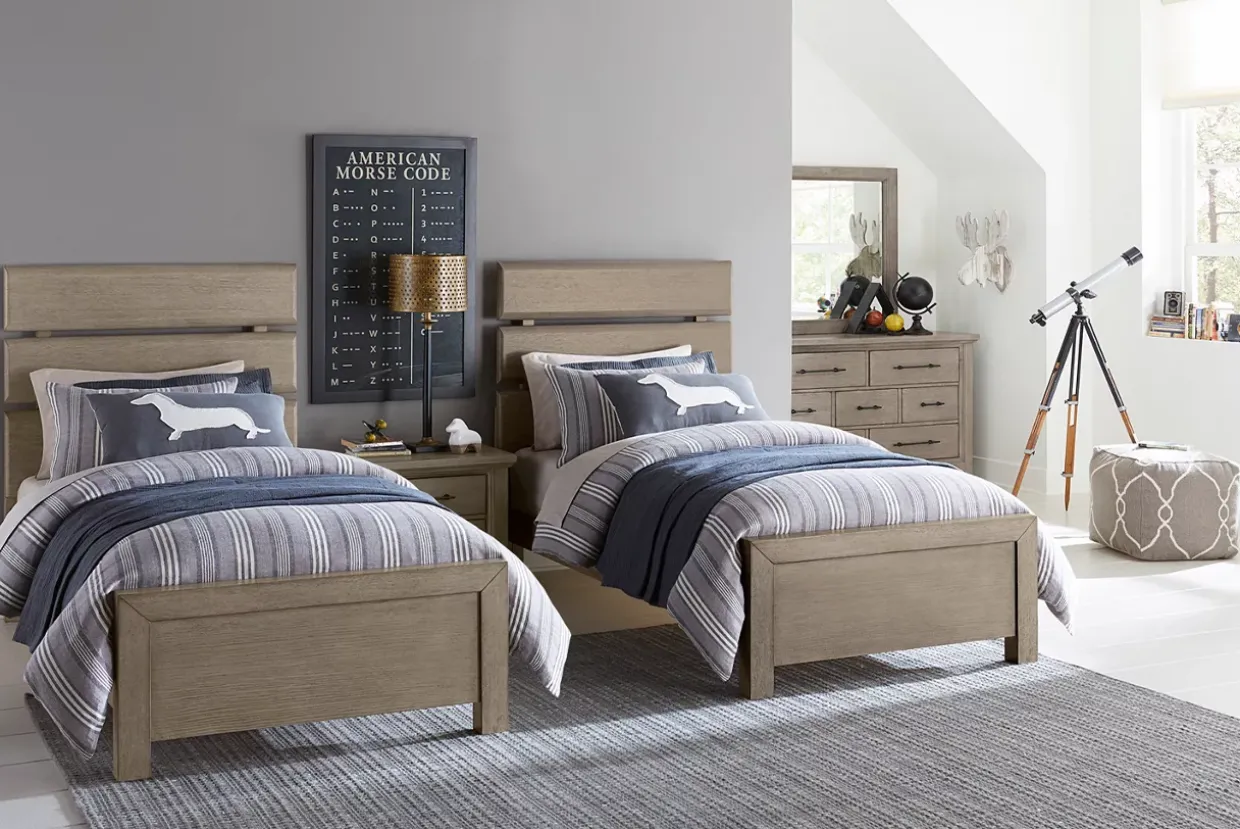 Clifford Coverlet Ensemble