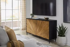 Cyrus Entertainment Console