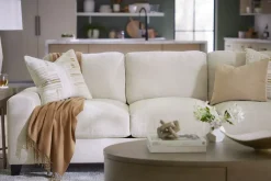 Elsie Throw