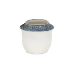 Estela Vase