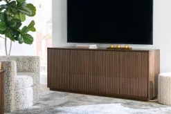 Graham Entertainment Console
