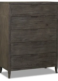 Keswick Chest