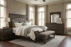 Laurel Canyon Upholstered Bed