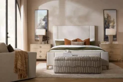 Laurel Table Lamp