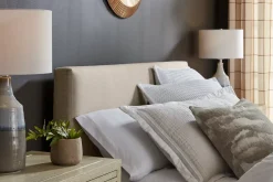 Lauren Bed