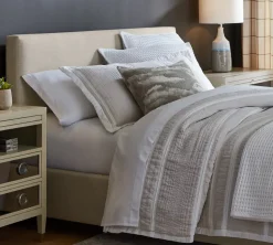 Lauren Bed