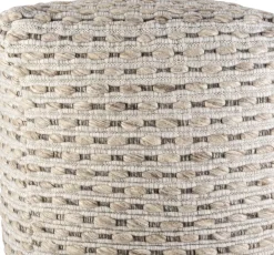 Myra Pouf