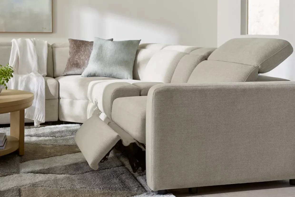 Nova Sectional