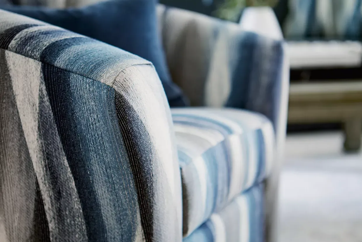 Shiloh Swivel Accent Chair