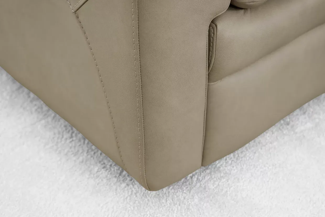 Stanley Loveseat
