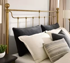 Trenton Metal Bed
