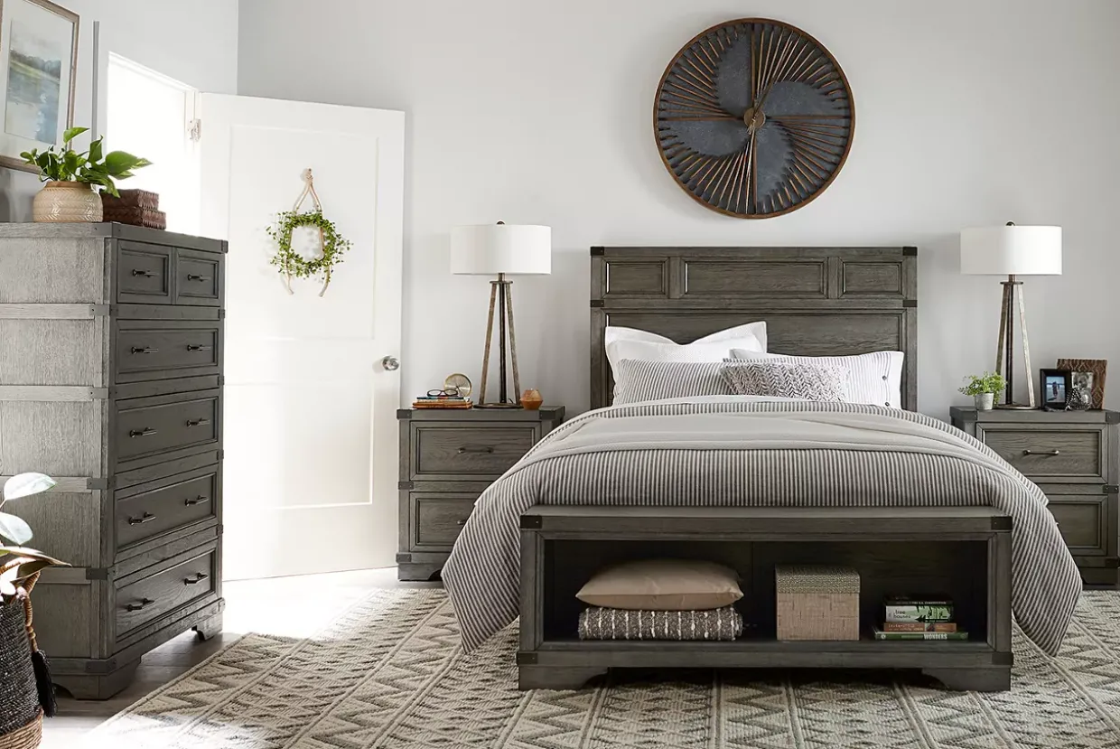 Vickery Creek Chest