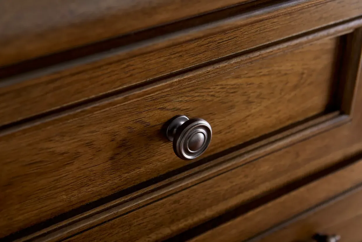 Westhaven Bachelor Chest